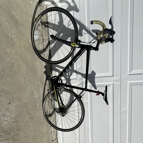 Scott road bike - road, size